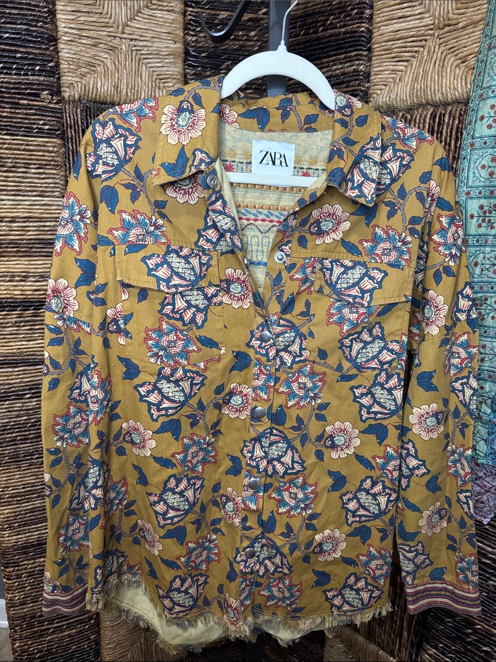 ZARA Mustard Floral Button-Down Shirt Jacket with Blue and Cream Accents